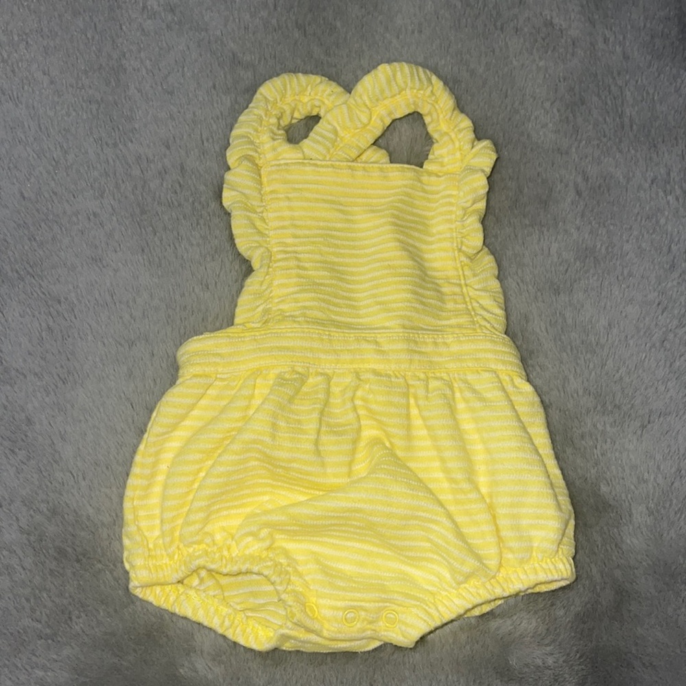 🌈 Cat & Jack Baby Romper Shorts Overalls Sz 0/3M Yellow Sun Suit